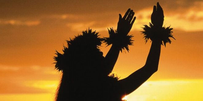 The Tiki Queen Commands You to Dance!