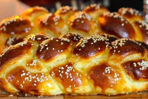 Zoom into Shabbat with Beth Ami Friday