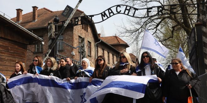 40 Holocaust Survivors, 13,000 Participants Join 35th International March of the Living at Auschwitz 