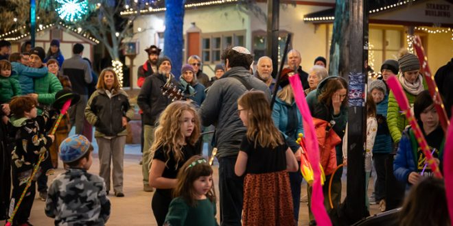 Lafayette’s Favorite Chanukah Tradition Returns: Sing-Along Under the Stars