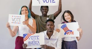 Column: As Jewish Voters Drift Away From Them, Will Democrats Get The Drift?