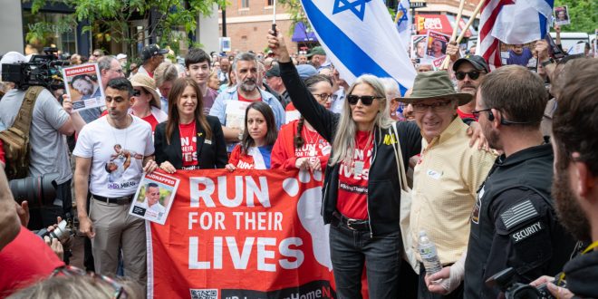 Community Unites in Strength at Largest-Ever Boulder Jewish Festival
