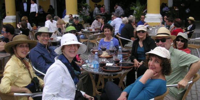 Mother and Daughter Share the Personal Tale of Cuba’s Jewish History