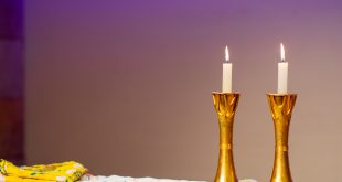Pull Up a Chair: A Special Shabbat Dinner for Boulder’s 50+ Community